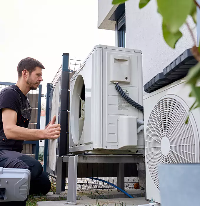 Why Novi, MI Homeowners Choose Novi AC Repair for AC Condenser Repair?